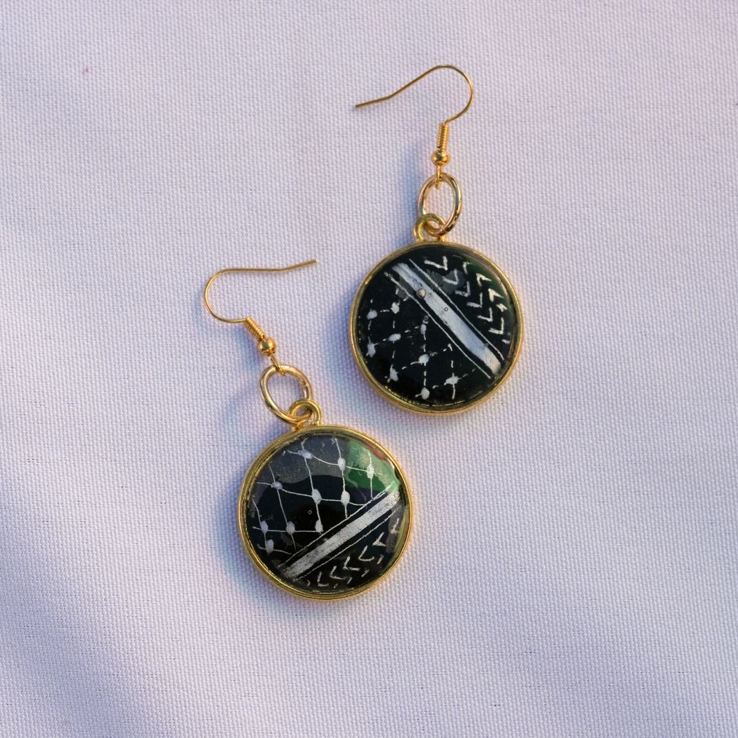 Black x Gold Circles